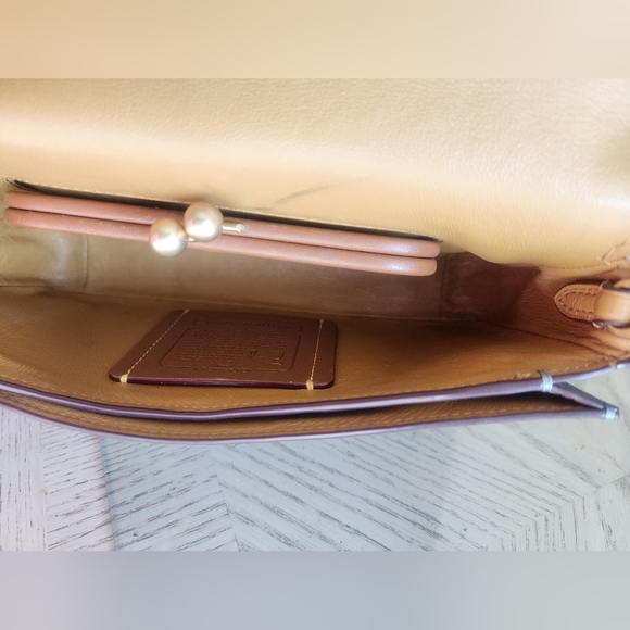 Coach Dinky crossbody bag - Picture 6 of 12